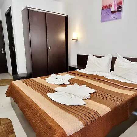 Azur 2* Észak-Eforie